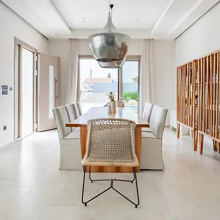 Villa Etherealvilla-family With Pool