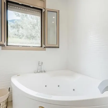 Etherealvilla-family With Pool * Lourdata (Kefalonia)