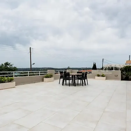 Etherealvilla-family With Pool Λουρδάτα